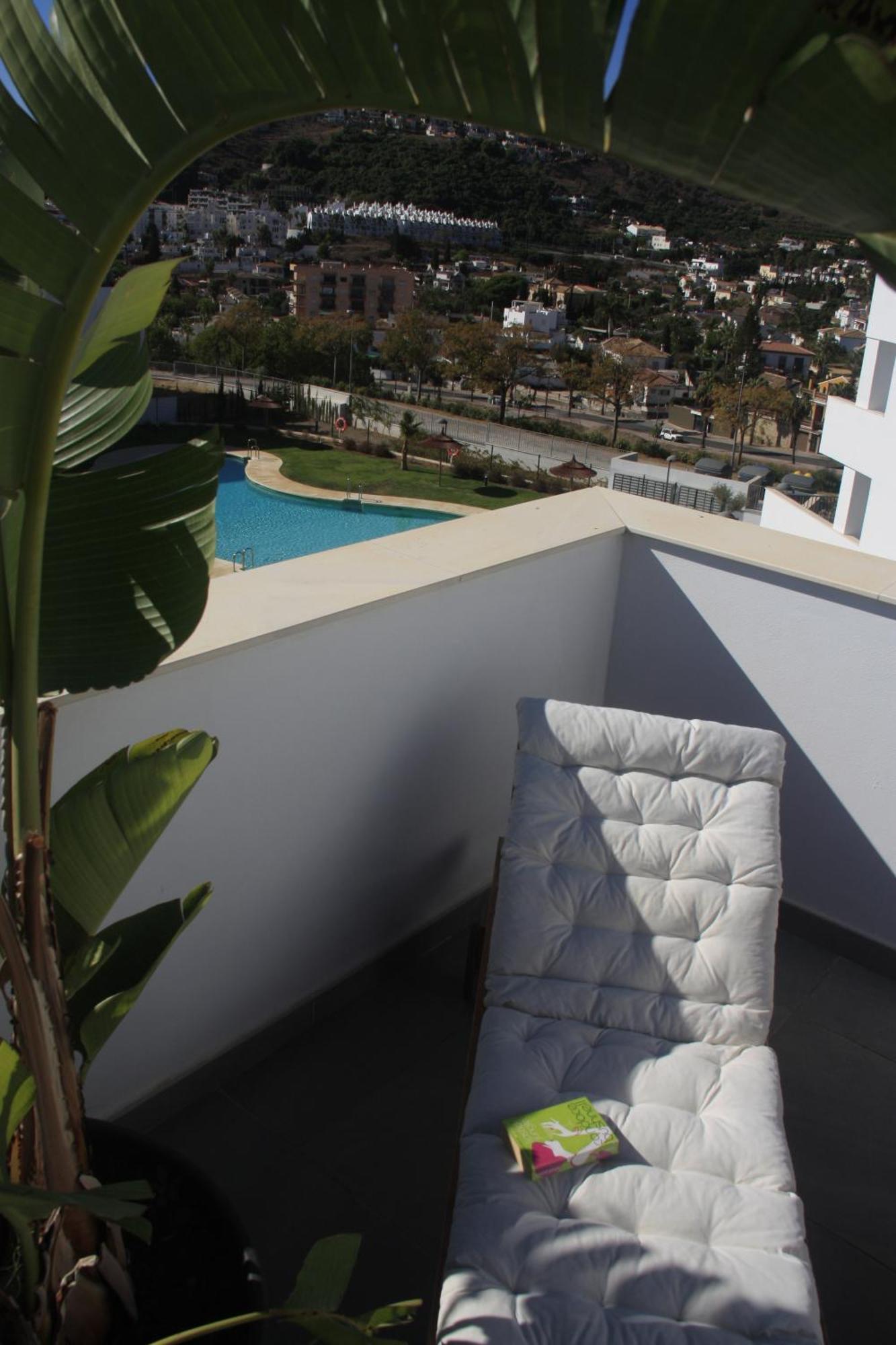 Sunny Penthouse Beach Apartment With Panoramic Views Almuñécar Kültér fotó