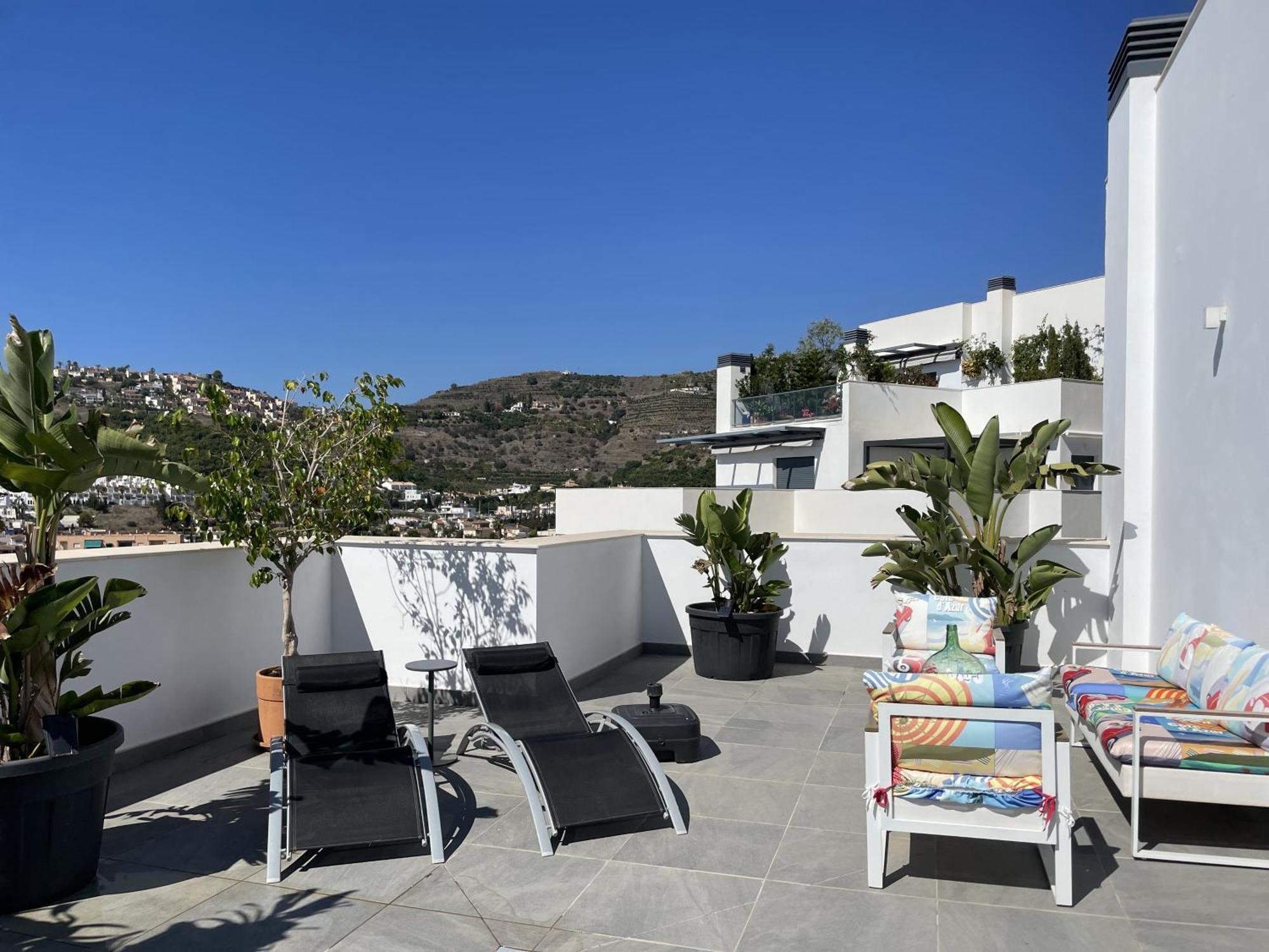 Sunny Penthouse Beach Apartment With Panoramic Views Almuñécar Kültér fotó